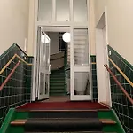 Taubenstern * シュヴェリーン